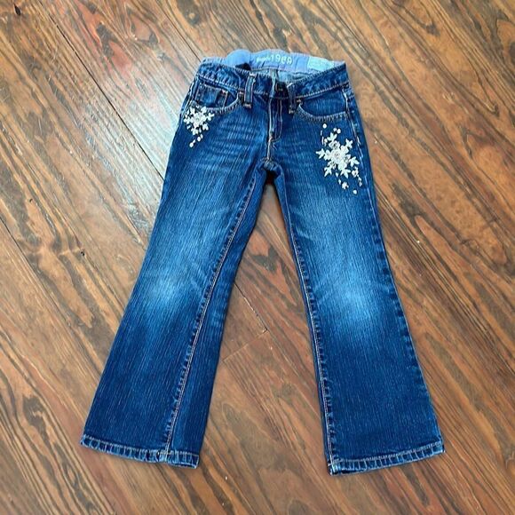 Gap Kids Blingy snow flake jeans. size 5 - Picture 1 of 4